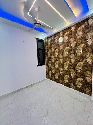 Bedroom in 1 BHK Builder Floor at Shastri Park – for Sale