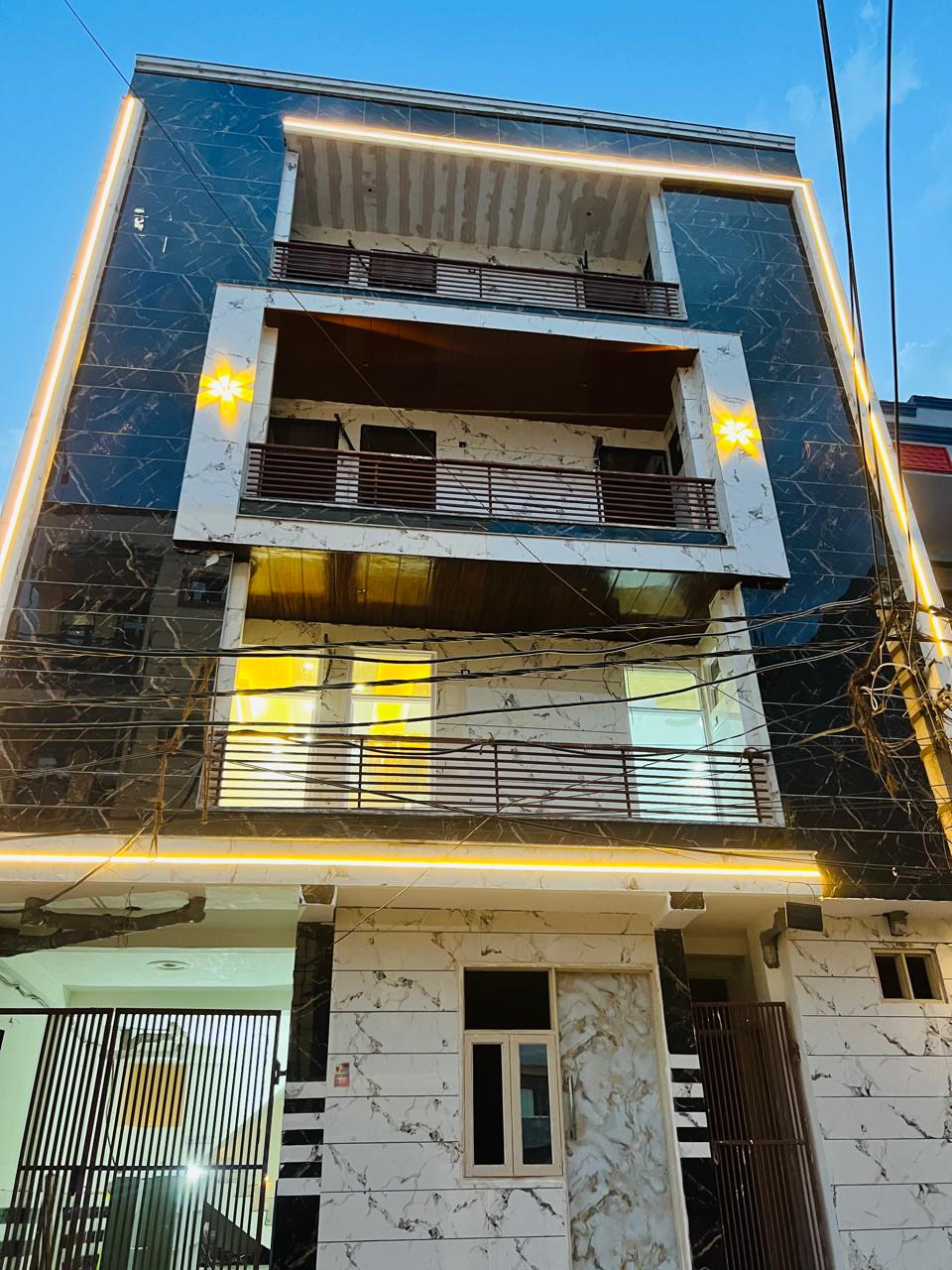 1 BHK + Pooja Room Builder Floor For Sale in Sai Builder Pvt.Ltd.