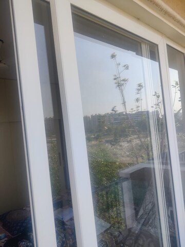 Building Lobby in 3 BHK Apartment at Emaar MGF Emerald Hills, Sector 65 – for Rent