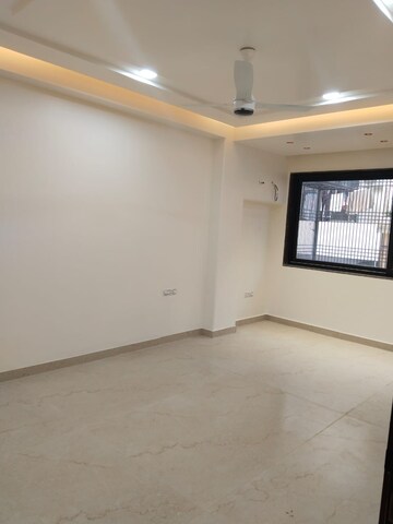 3 BHK Builder Floor For Rent in Sector 57