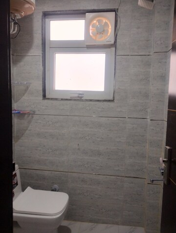 Furnished Amenities in 1 BHK Builder Floor at Ansal Sushant Lok I, Sector 43 – for Rent
