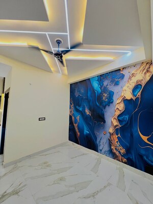 Master Bedroom in 1 BHK Builder Floor at Shastri Park – for Sale