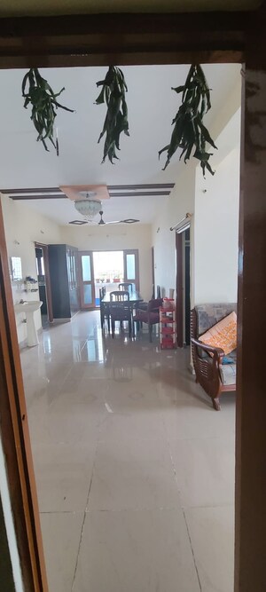 Living Room in 4 BHK Apartment at Unitech The World Spa, Sector 30 – for Sale