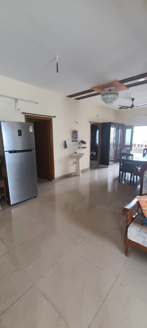 Living Room in 4 BHK Apartment at Unitech The World Spa, Sector 30 – for Sale