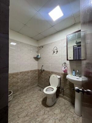 Bathroom in 4 BHK Apartment at Unitech The World Spa, Sector 30 – for Sale