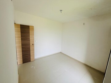 Room in 1 RK Apartment at Wadhwa Wise City, Old Panvel – for Rent