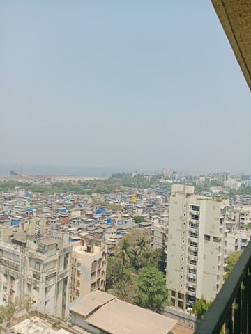 Master Plan in 3 BHK Apartment at Mirchandani Triton, Santacruz West – for Sale