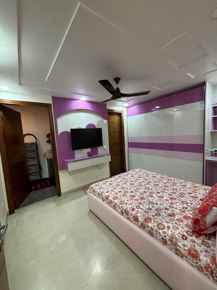 Bedroom, rajouri garden 3 Bedroom 1800 Sq.Ft. Builder Floor In Rajouri Garden Delhi 8393603