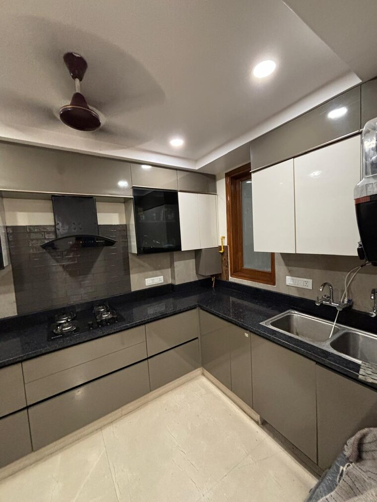 Kitchen, rajouri garden 3 Bedroom 1800 Sq.Ft. Builder Floor In Rajouri Garden Delhi 8393603