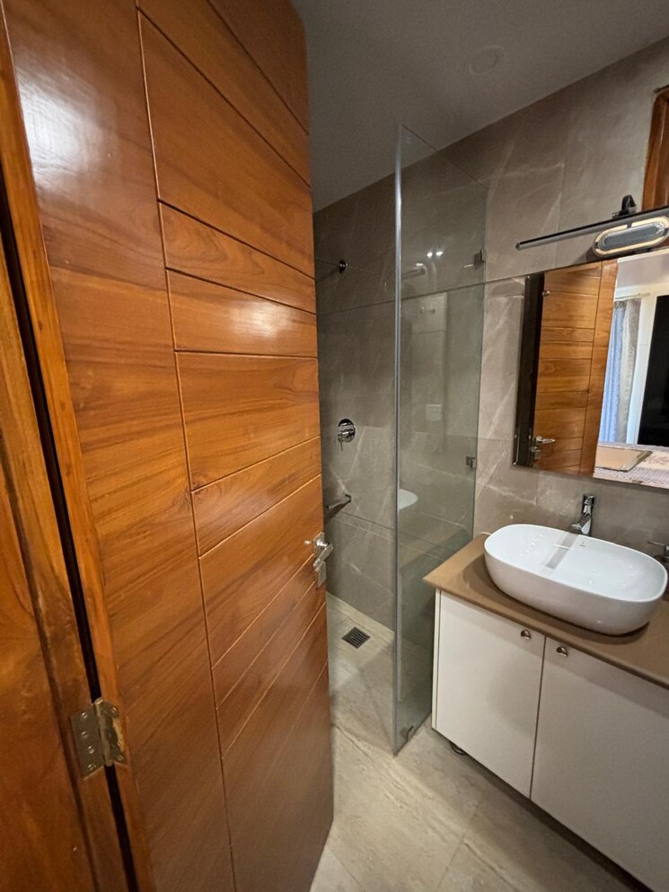 Kitchen, rajouri garden 3 Bedroom 1800 Sq.Ft. Builder Floor In Rajouri Garden Delhi 8393603