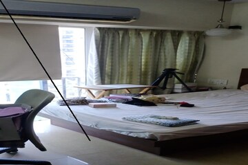Team Area in 3 BHK Apartment at Kanakia Challengers, Kandivali East – for Sale
