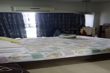 Bedroom in 3 BHK Apartment at Kanakia Challengers, Kandivali East – for Sale
