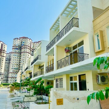 3.5 BHK Villa – Exterior View View at Amrapali Dream Valley, Amrapali Dream Valley - for Sale