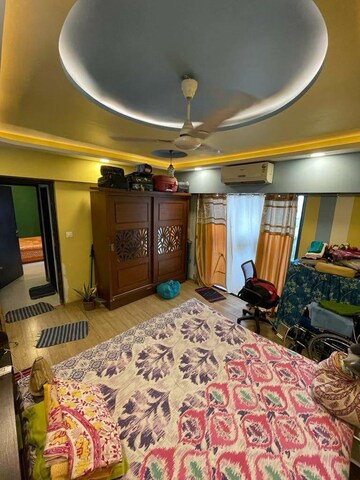 Bedroom in 3 BHK Apartment at Hubtown Hill Crest, Andheri East – for Rent