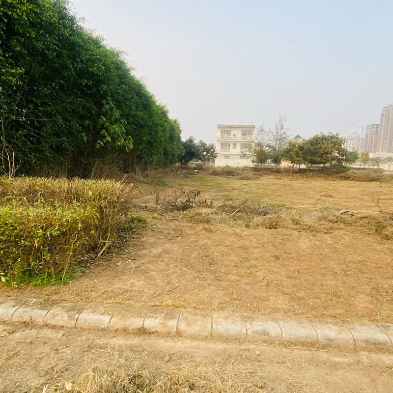 Plot For Sale in Omaxe New Chandigarh