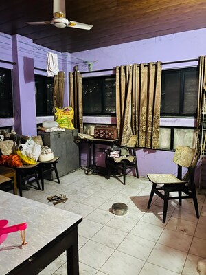 Team Area in 2 BHK Apartment at Mansi Maniratna Complex, Walvekar Nagar – for Sale