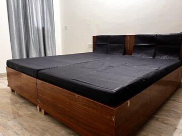 Room in  Pg at Sector 69 – for Rent