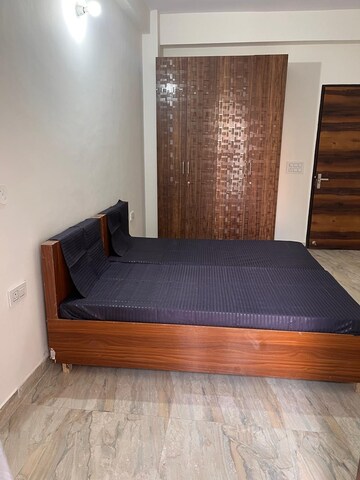 Room in  Pg at Sector 69 – for Rent