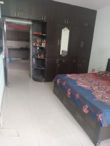 Parking in 3 BHK Apartment at BPTP Parkland Pride, Sector 77 – for Rent