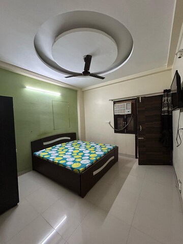 1 BHK Builder Floor For Rent in RWA Residential Society, Sector 40