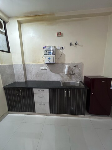 Kitchen in 1 BHK Builder Floor at RWA Residential Society, Sector 40 – for Rent