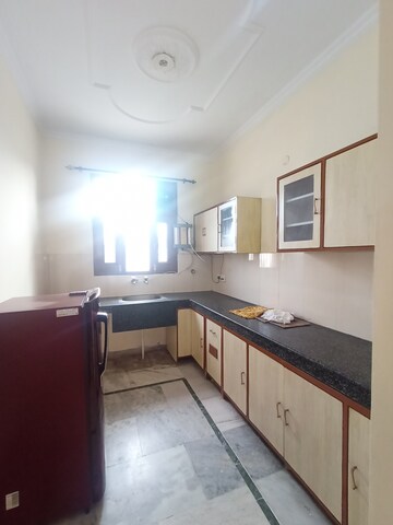 Kitchen in 1 BHK Independent House at Sector 7 – for Rent