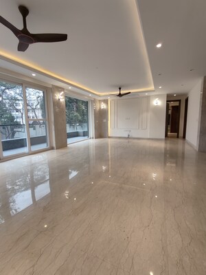  Plot For Sale in RWA Apartments, Sector 31