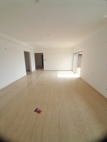 Room in 4 BHK Apartment at Kolte Patil 24K Stargaze, Bavdhan – for Sale