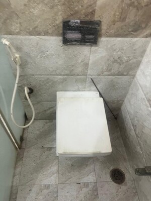 6 BHK Independent House For Sale in RWA Apartments, Sector 31