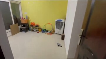 Room in 1 BHK Apartment at Nagpur Station – for Rent