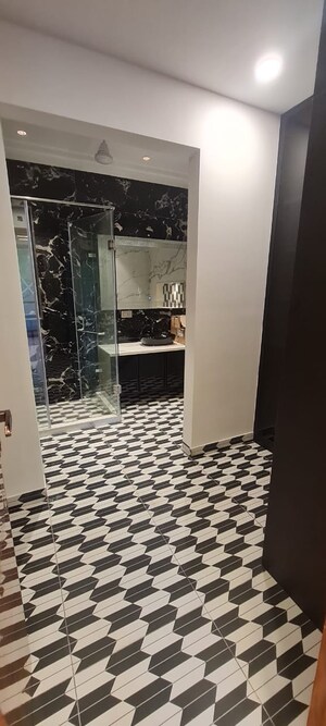 Staircase in 5 BHK Builder Floor at Green Wood City, Sector 45 – for Sale