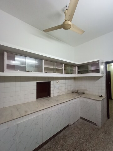 Kitchen in 2 BHK Independent House at Sector 16 – for Rent