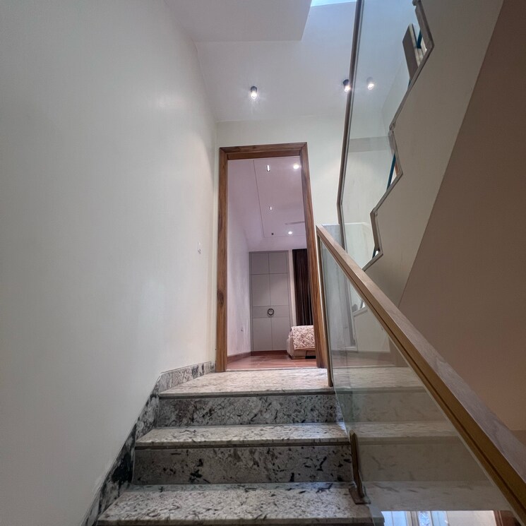 undefined, suncity-vatsal-valley 3 Bedroom 135 Sq.Yd. Builder Floor In Gwal Pahari Gurgaon 8393867