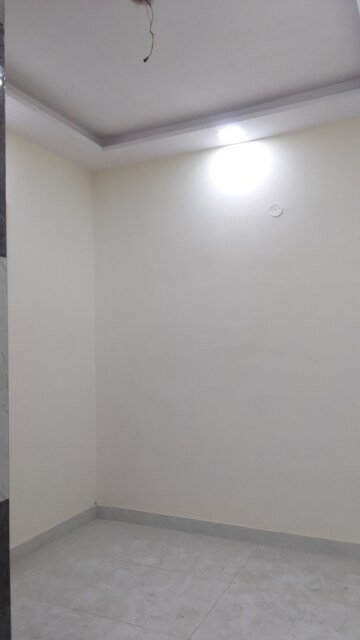 Room in 1 BHK Builder Floor at Rohini Sector 24 – for Sale