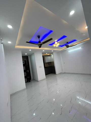2 BHK Builder Floor For Rent in Saket