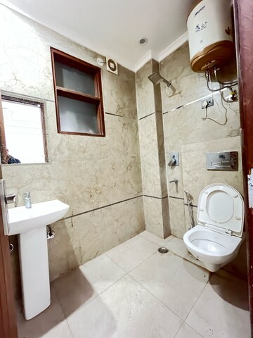 Bathroom in 2 BHK Builder Floor at Saket – for Rent