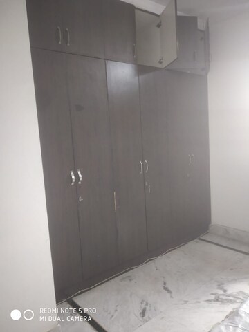 Room in 2 BHK Builder Floor at Tagore Garden – for Rent