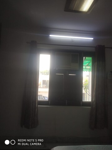 Room in 2 BHK Builder Floor at Tagore Garden – for Rent