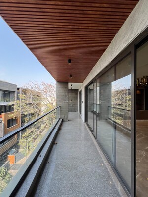 Balcony in 4 BHK Builder Floor at Sector 26 – for Sale