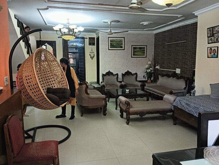 Gym, nehru enclave 4 Bedroom 3420 Sq.Ft. Builder Floor In Nehru Enclave Delhi 8394030