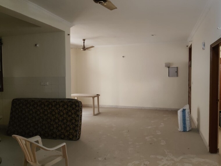 undefined, vip road 3 Bedroom 1800 Sq.Ft. Apartment In Vip Road Zirakpur 8394055