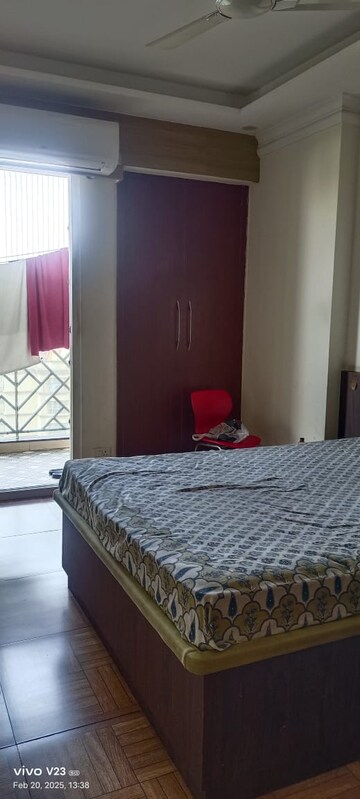 Bedroom in 3 BHK Builder Floor at Gyan Khand – for Rent