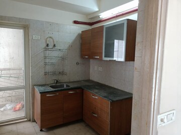 Kitchen in 2 BHK Apartment at BPTP Princess Park, Sector 86 – for Sale