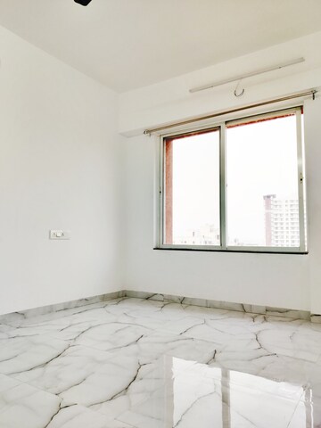 Room in 1 BHK Apartment at VTP One, Kharadi – for Sale