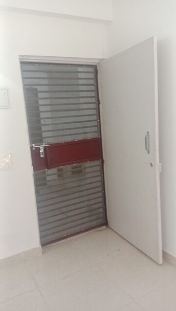 Bathroom in 3 BHK Apartment at Sarvome Shree Homes, Sector 45 – for Rent