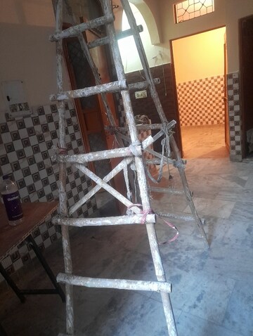 Staircase in 1 BHK Builder Floor at Mayur Vihar Phase 1 – for Rent