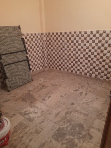 Balcony in 1 BHK Builder Floor at Mayur Vihar Phase 1 – for Rent