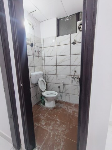 Master Bedroom in 1 BHK Builder Floor at Niti Khand – for Rent