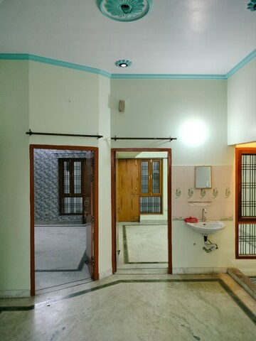 2 BHK Builder Floor For Rent in Gomti Nagar