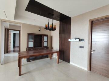 Room in 3 BHK Apartment at M3M Golf Estate, Sector 65 – for Rent